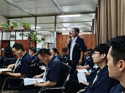 上半年總結發言2